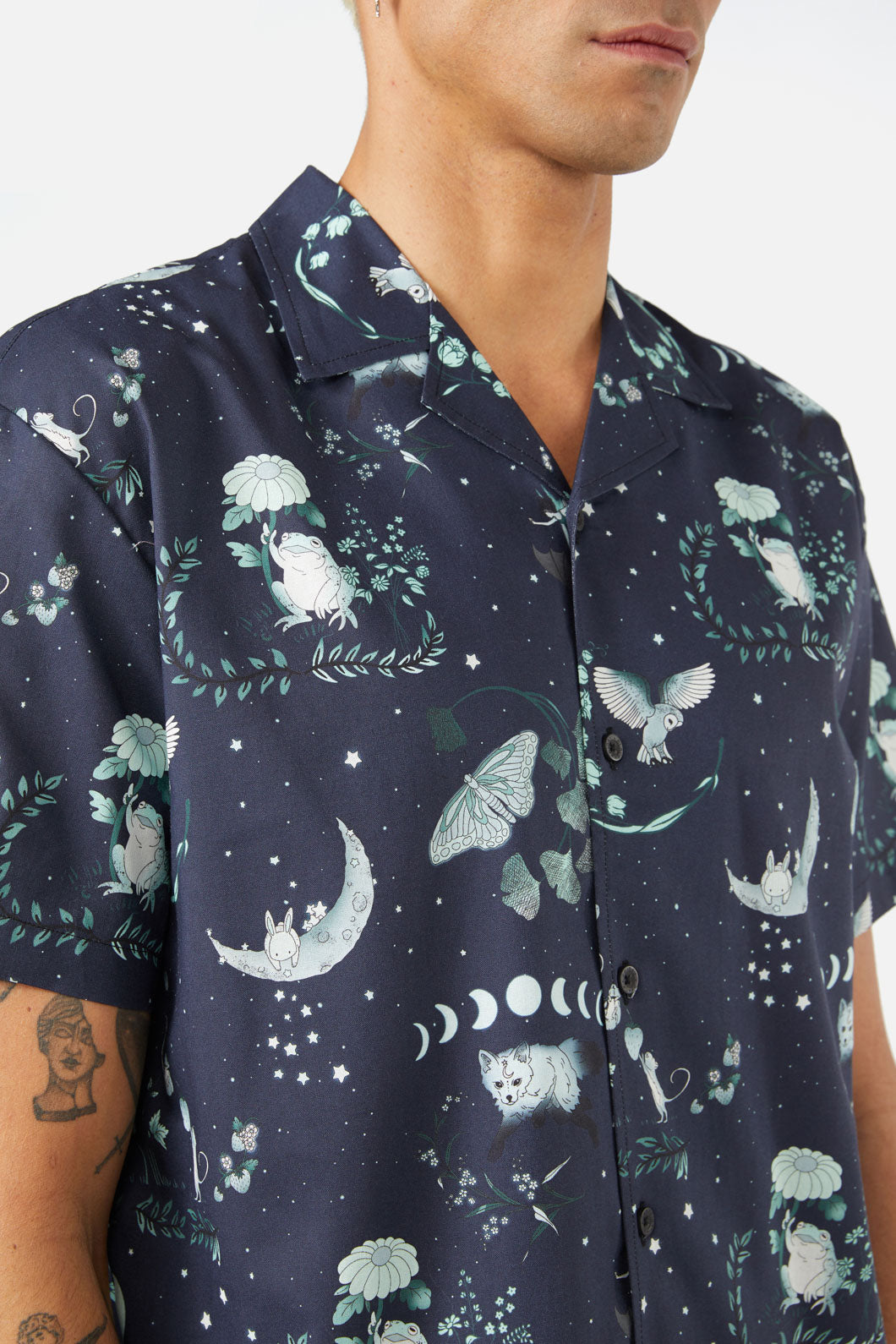 Black Friday - Nocturnal SS Shirt - multi
