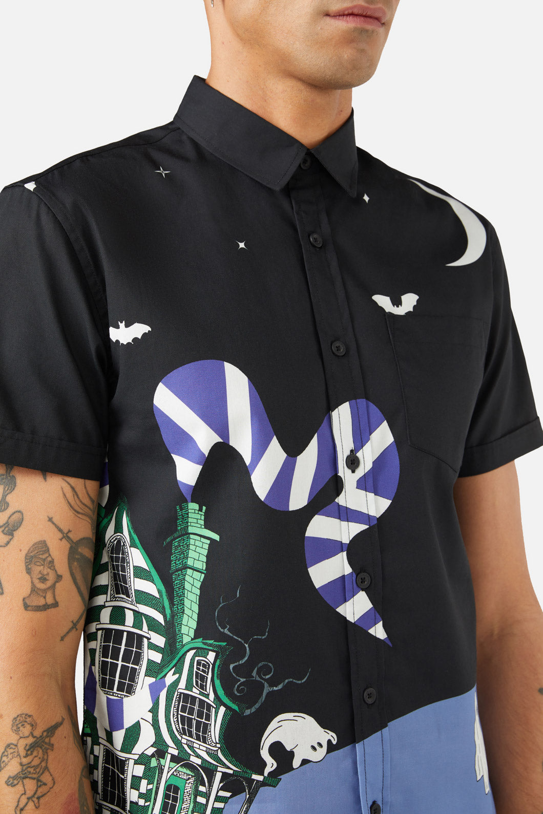 Black Friday - Spooky Scene SS Shirt - multi