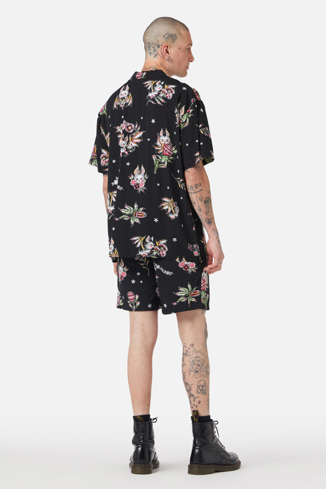 Black Friday - Fruity Bats SS Shirt - black