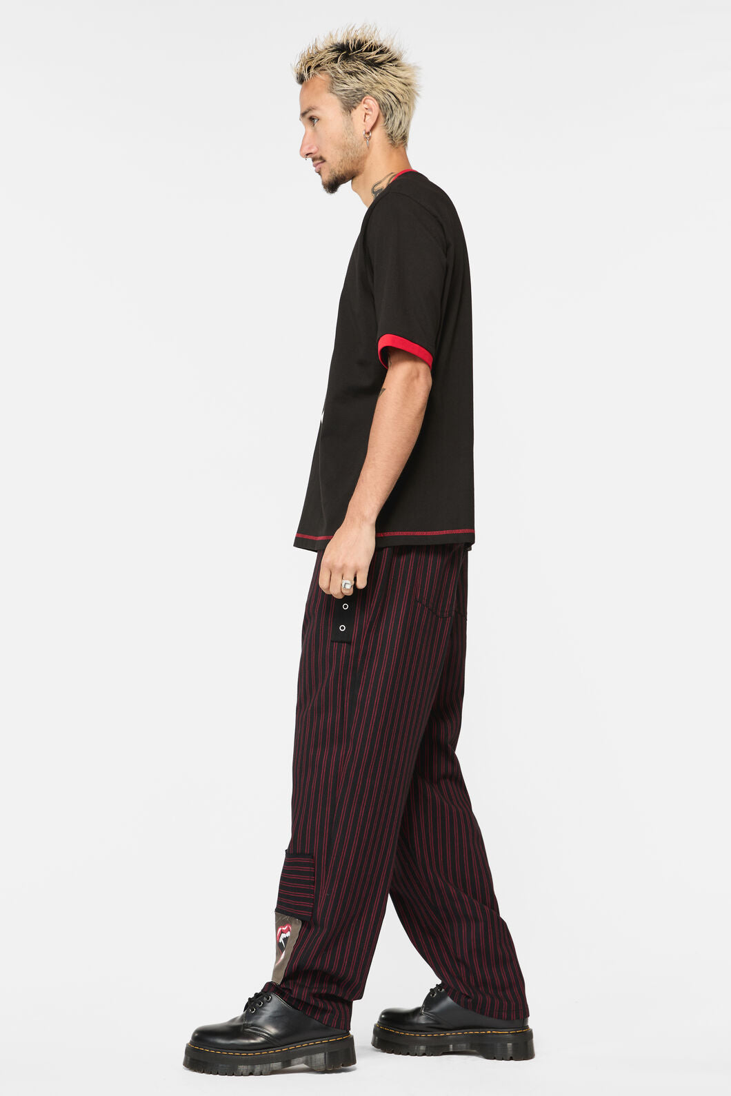 Black Friday - Vampy Print Tee - black
