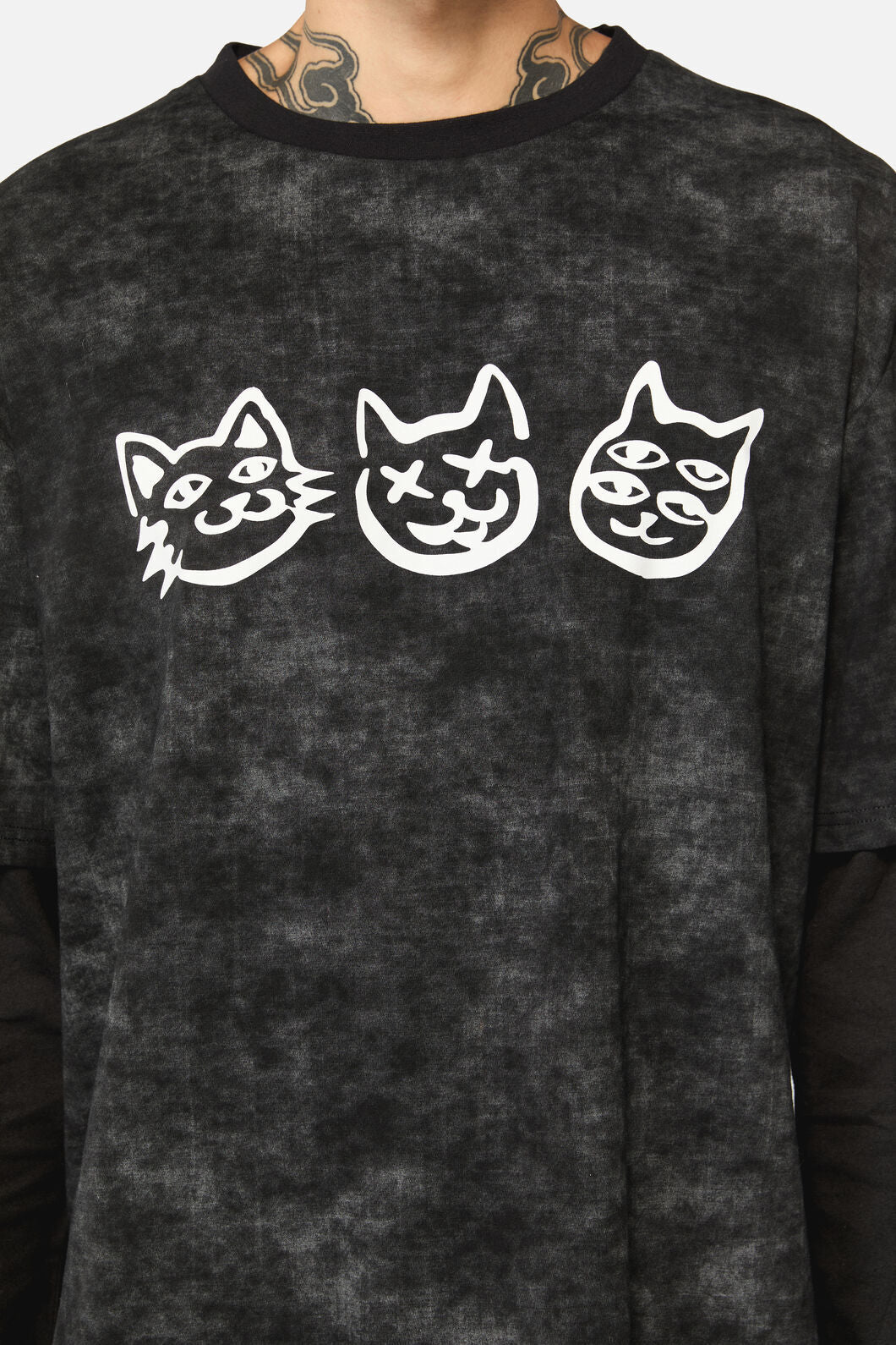 Black Friday - Laneway Graff Acid Wash Tee - grey