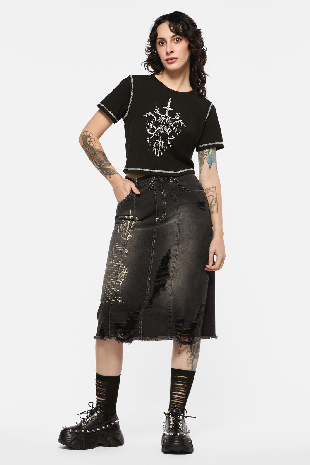 Black Friday - Tech Cropped Baby Tee - black