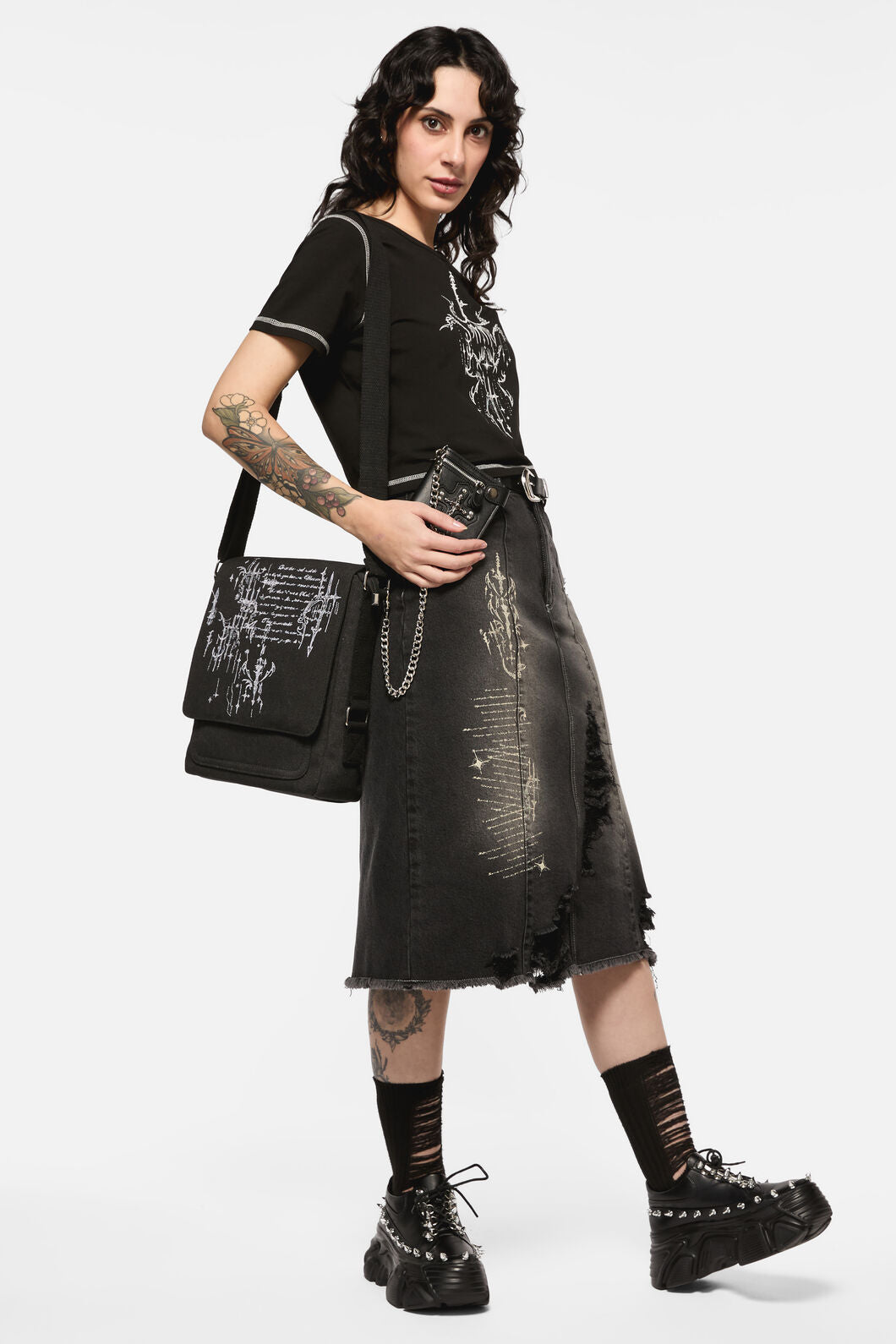 Black Friday - Tech Cropped Baby Tee - black
