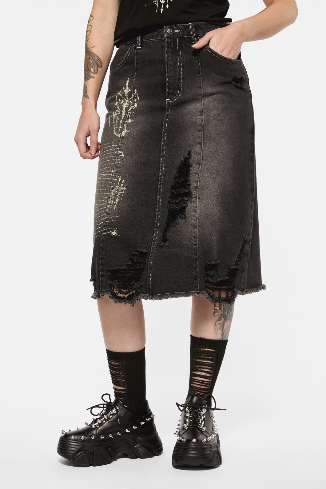 Black Friday - Sigil DistressedDenimMidiSkirt - black