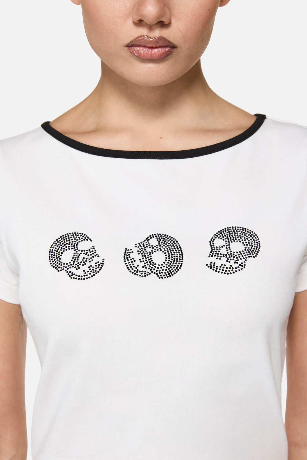 Black Friday - Numbskull Goth Print Tee - cream