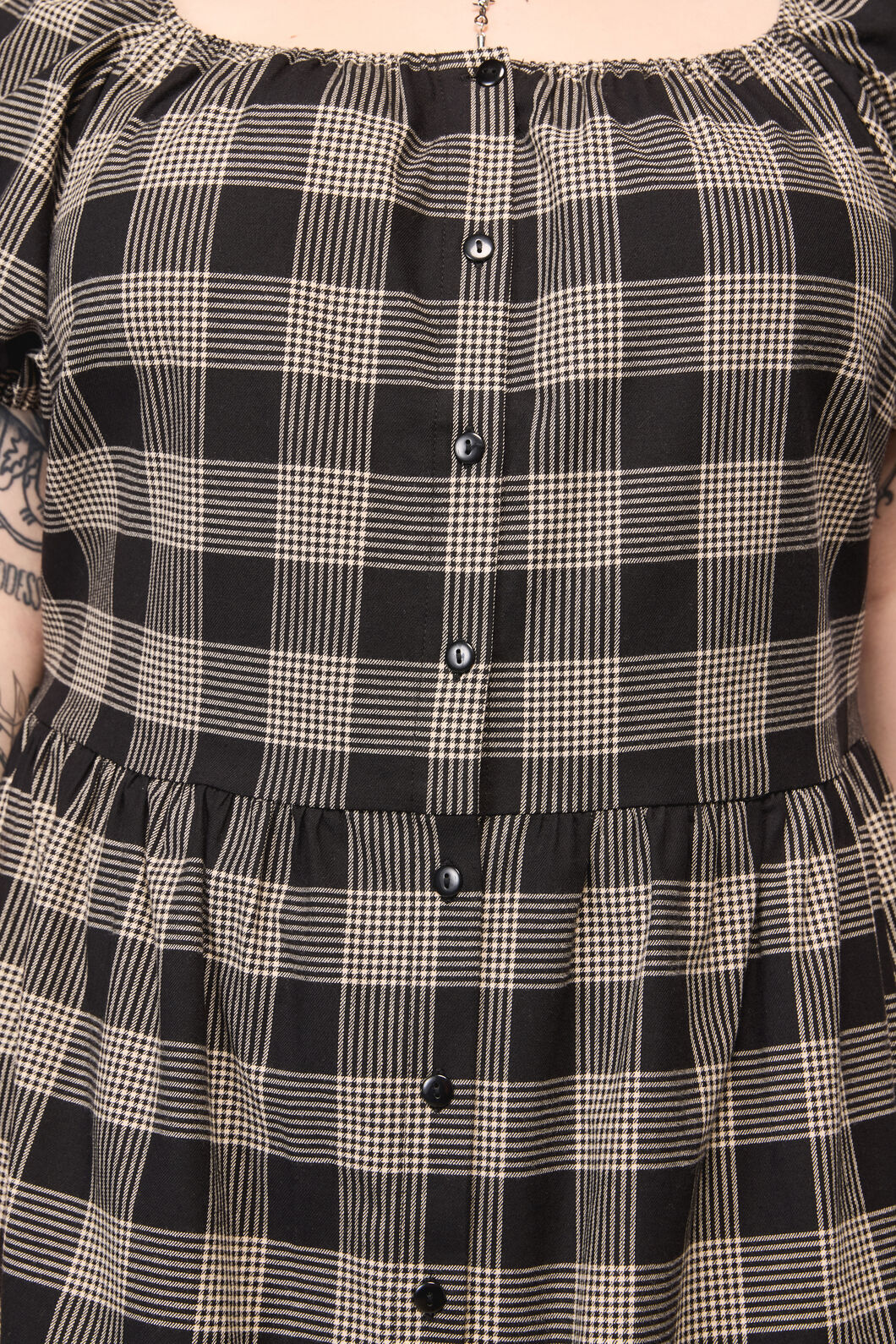 Black Friday - Curve Crypt CheckBabydollDress - black-beige