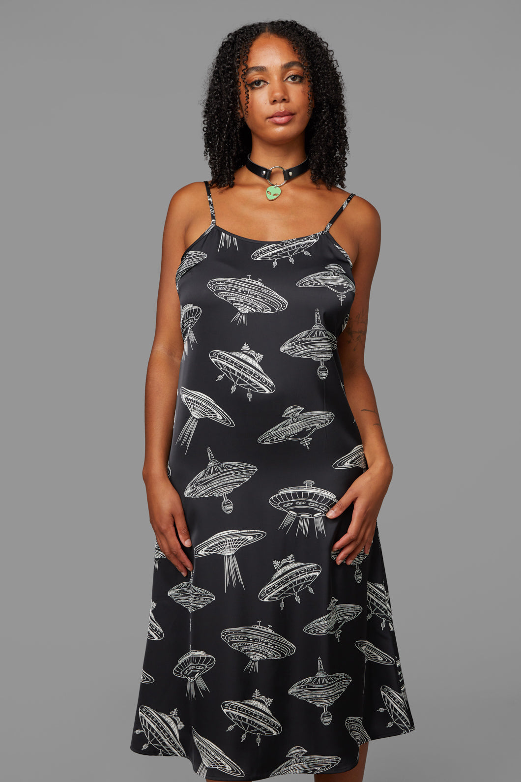 Black Friday - Ufo Dress - black