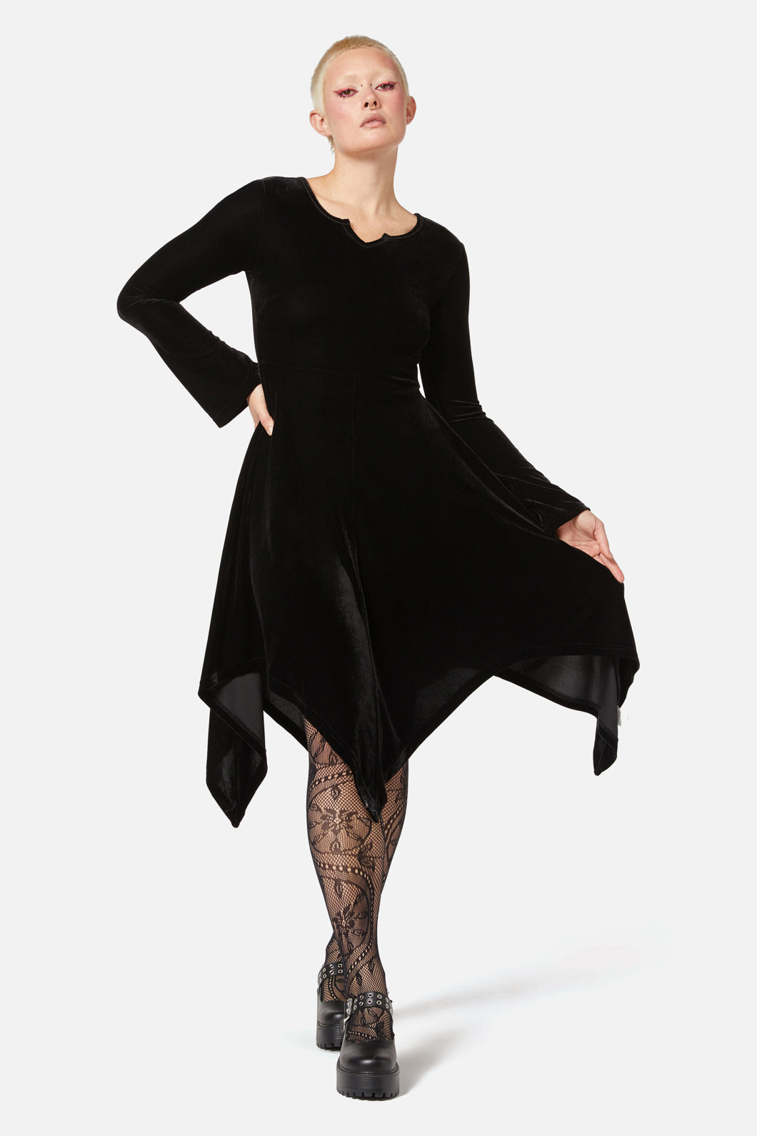 Black Friday - Fern Velvet Dress - black