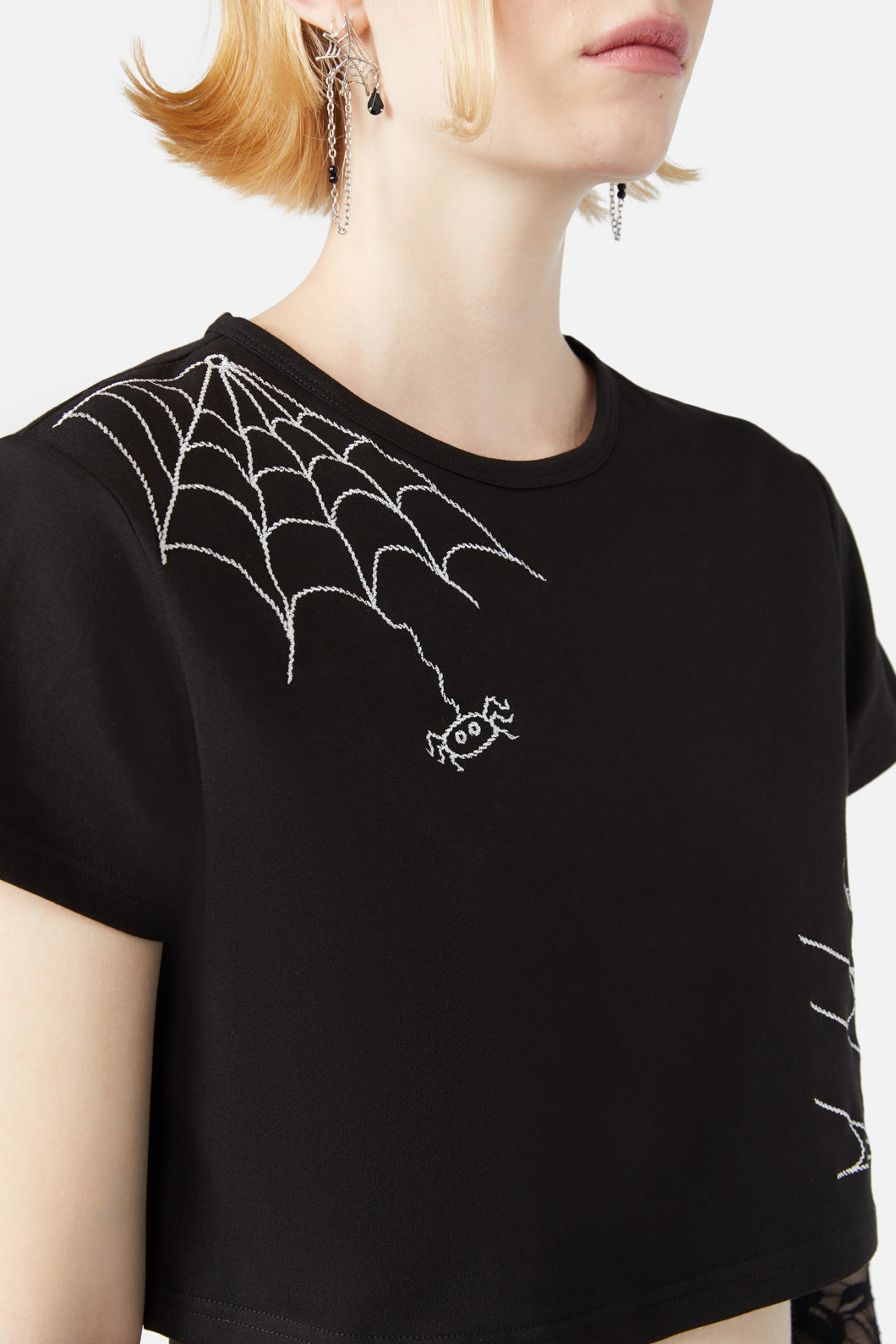 Black Friday - Elm Cropped Tee - black