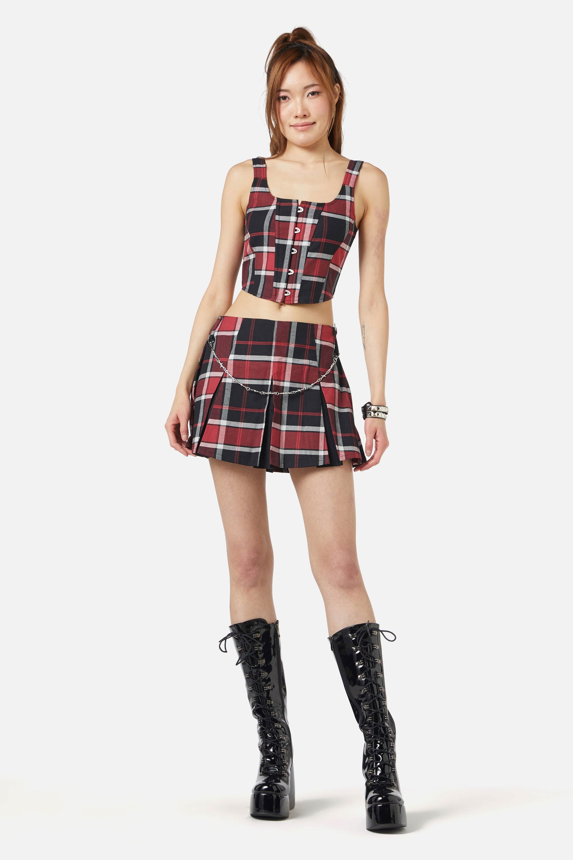Black Friday - Ursula Tartan Skort - black-red