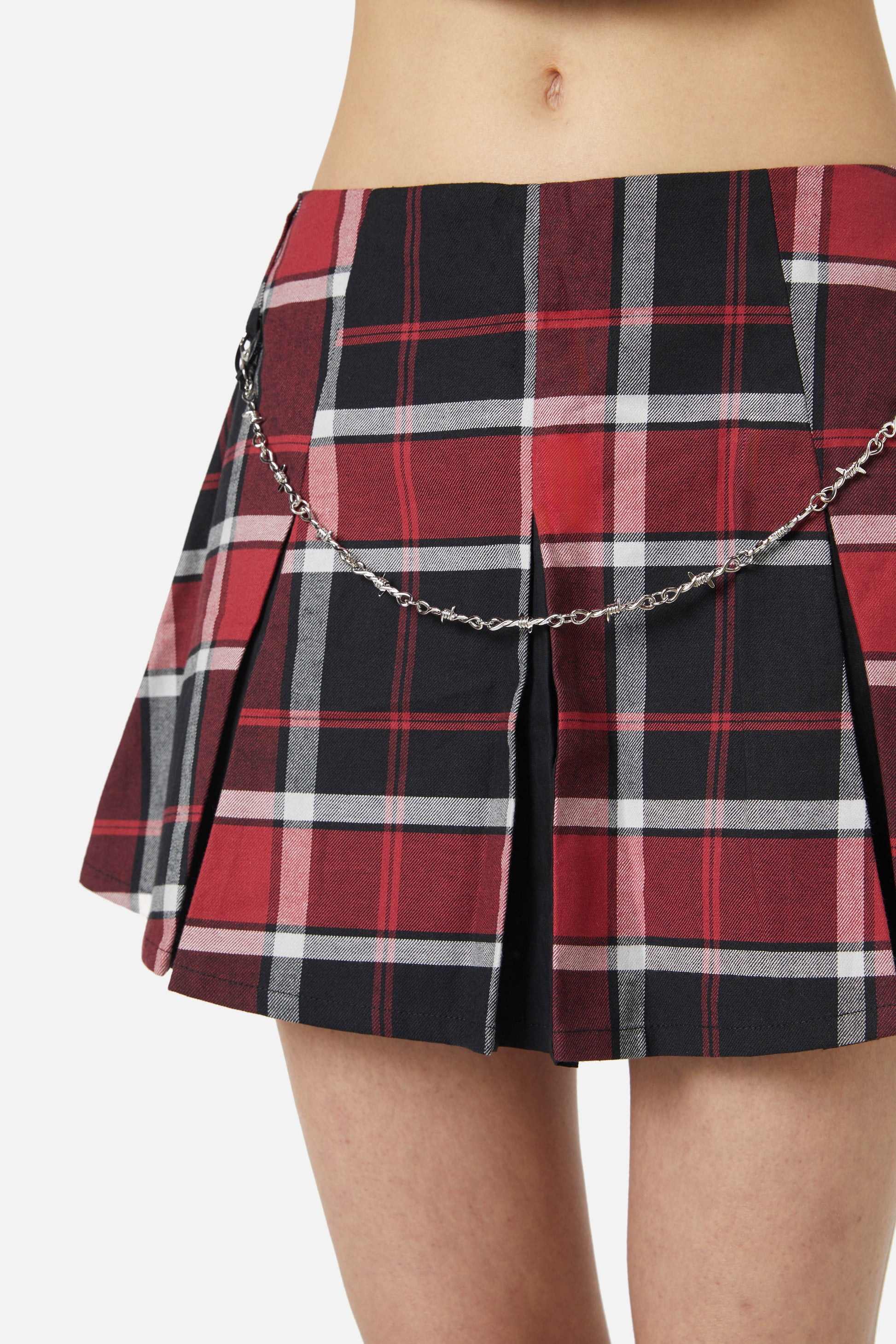 Black Friday - Ursula Tartan Skort - black-red