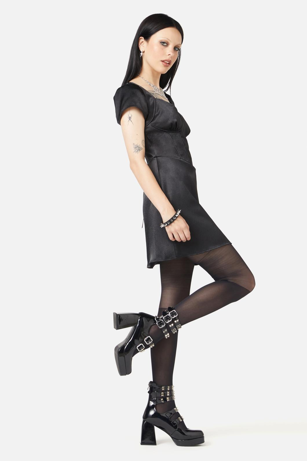 Black Friday - Wondering Mind Mini Dress - black