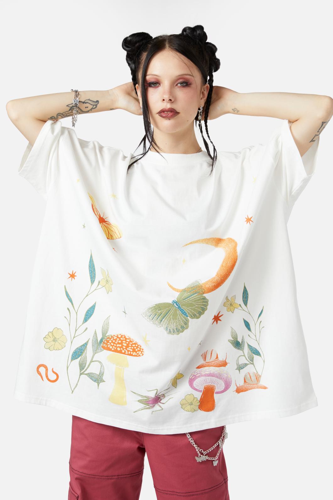 Black Friday - Scenic Nights OS Tee - cream