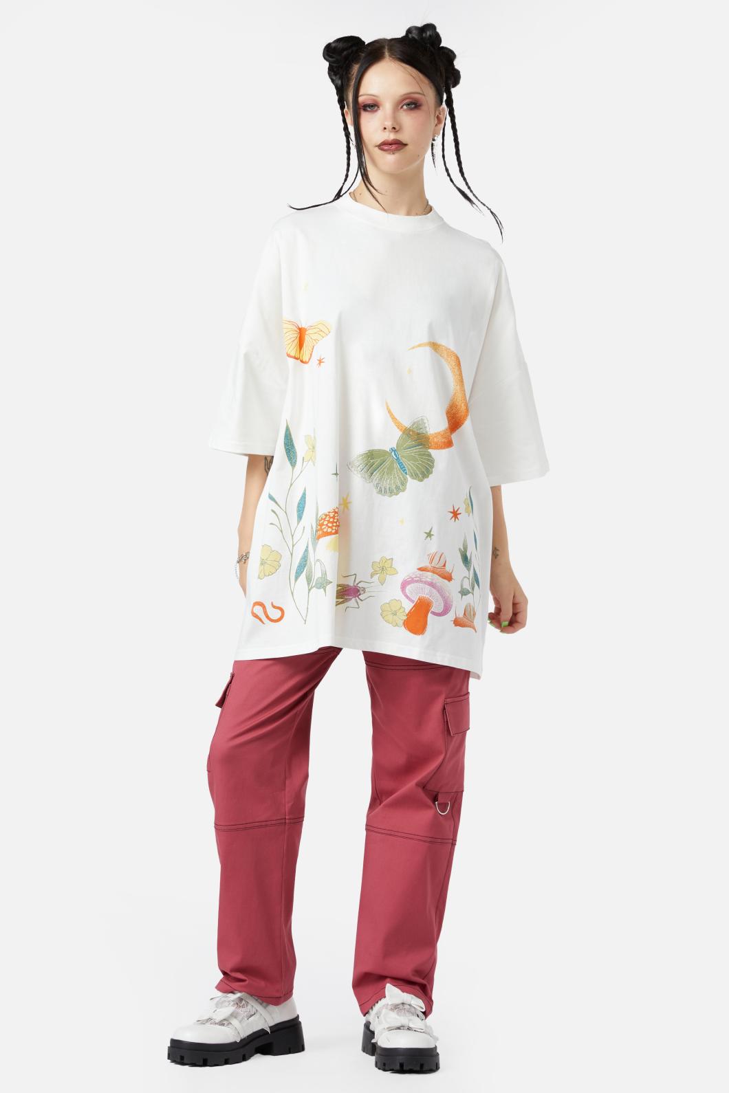 Black Friday - Scenic Nights OS Tee - cream