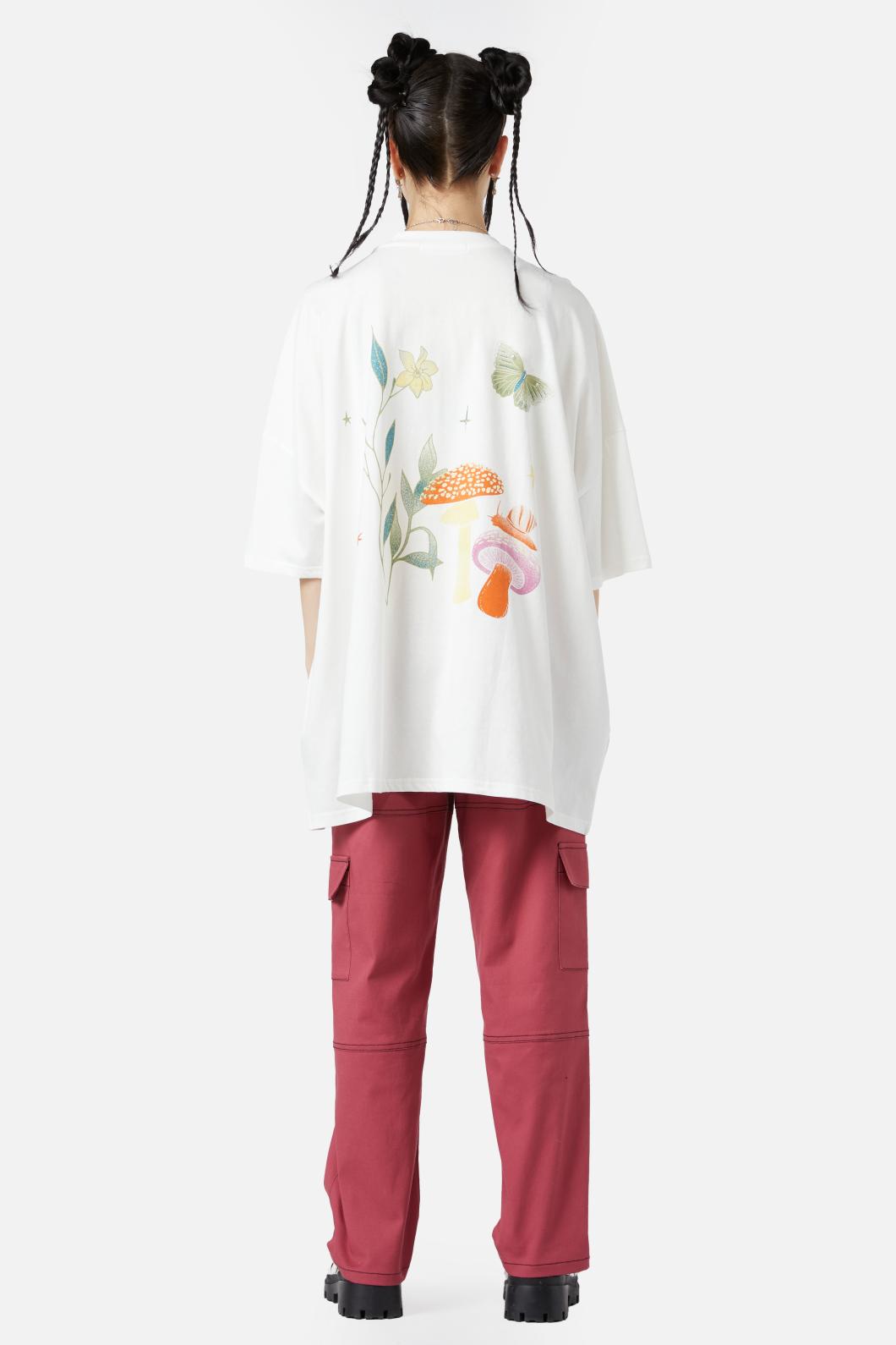 Black Friday - Scenic Nights OS Tee - cream