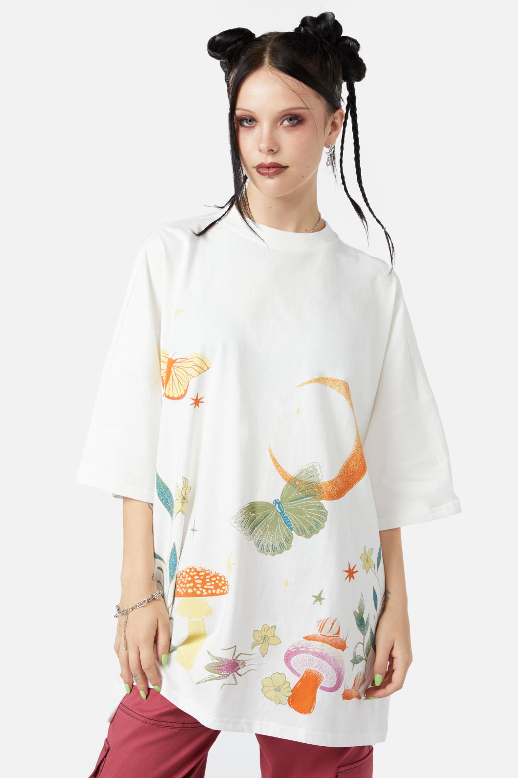 Black Friday - Scenic Nights OS Tee - cream