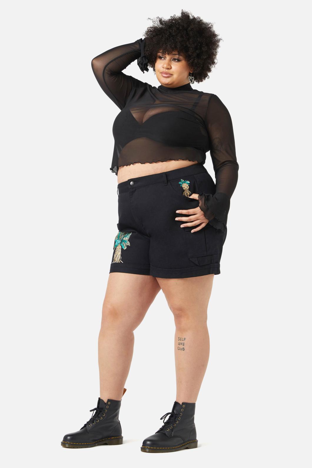 Black Friday - Curve Cutie Mandrake Short - black