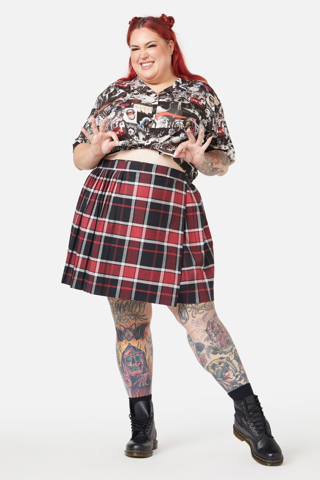 Black Friday - Curve Ursula Pleated Skirt - black-red