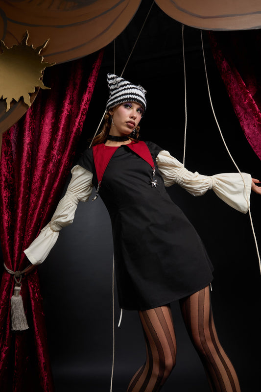 Black Friday - Puppet Show Shift Dress - black