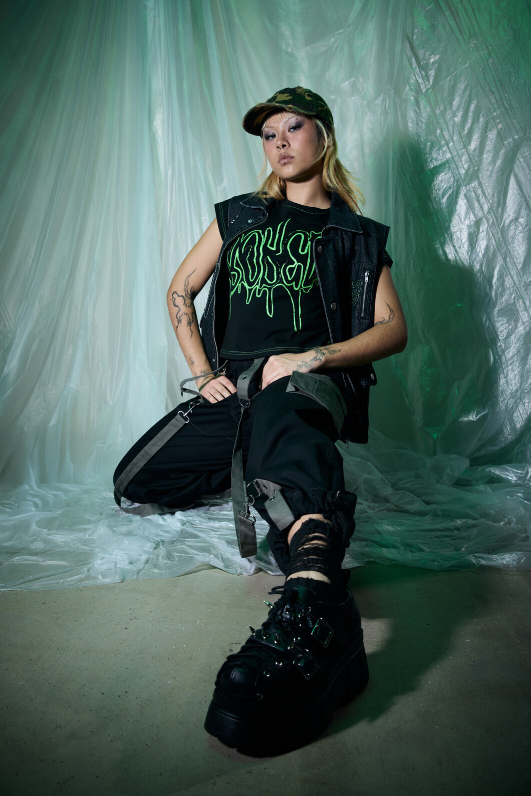 Black Friday - Laneway Bored Tee - black