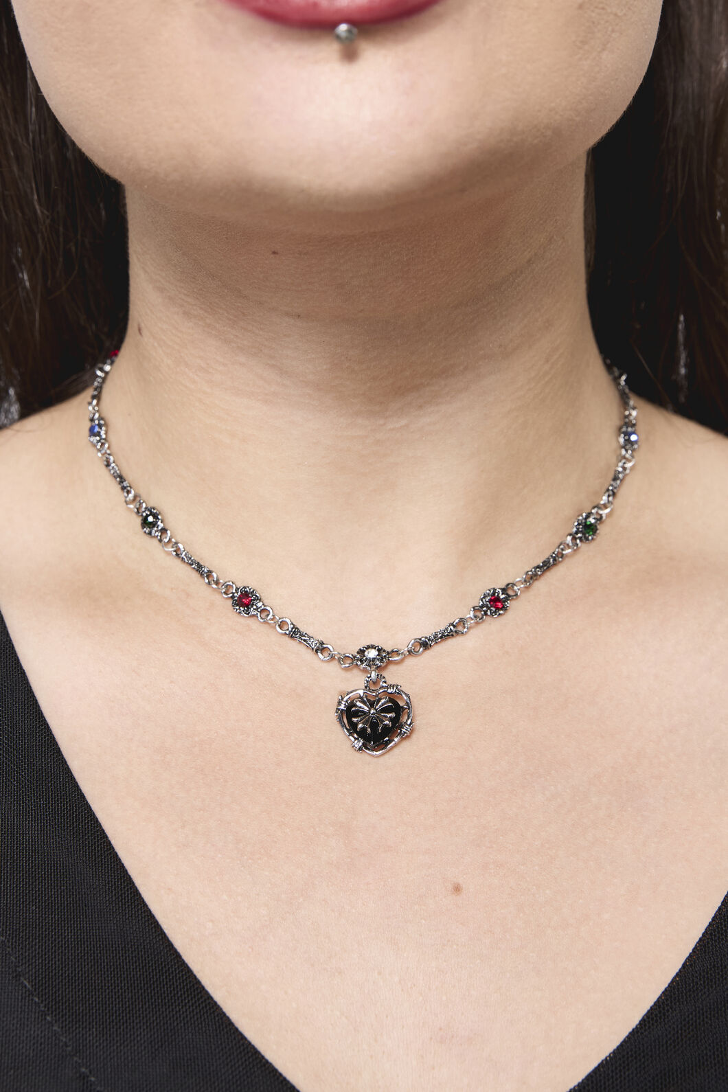 Black Friday - Charming Chained Necklace - silver