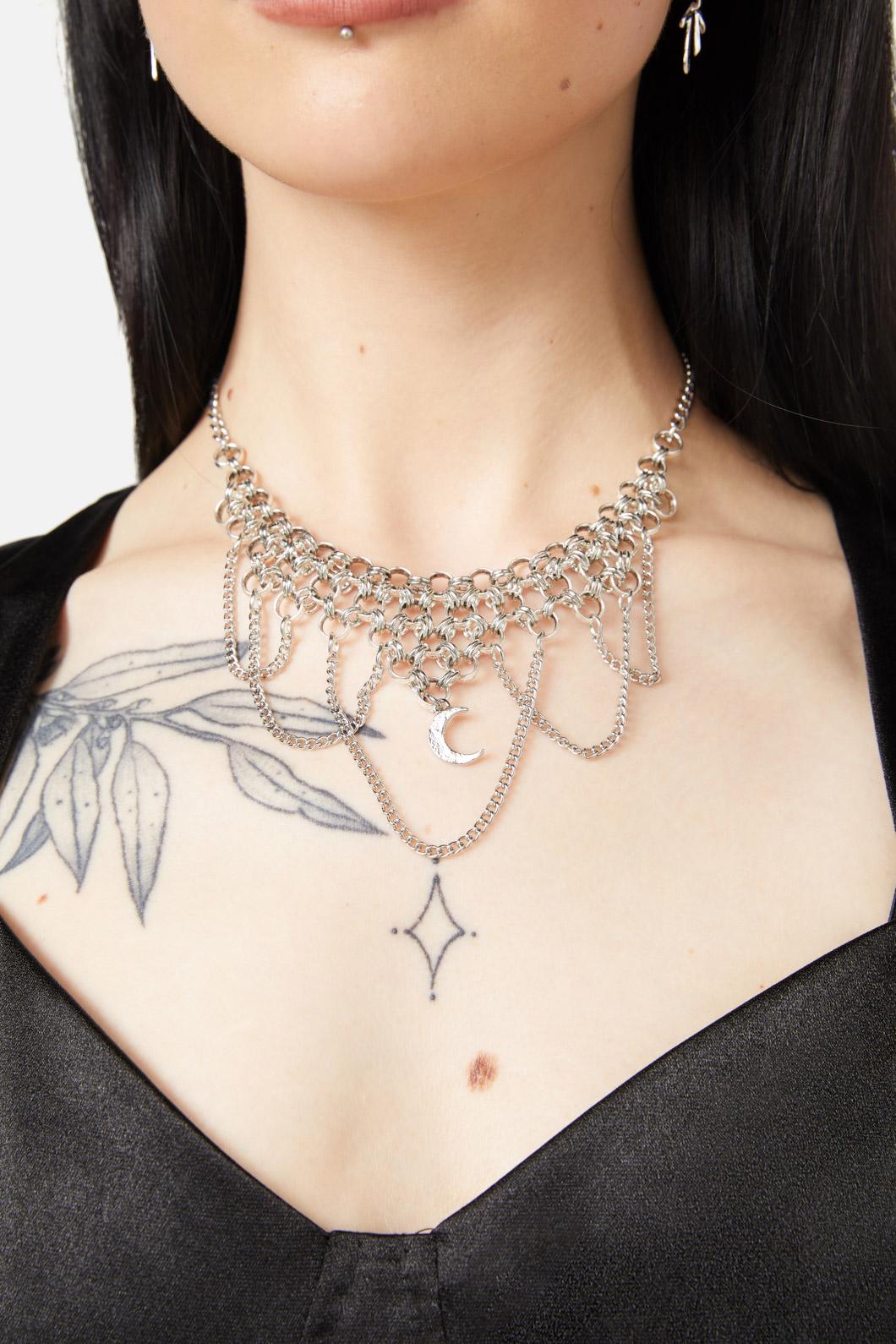 Black Friday - Chainlink Moon Necklace - silver