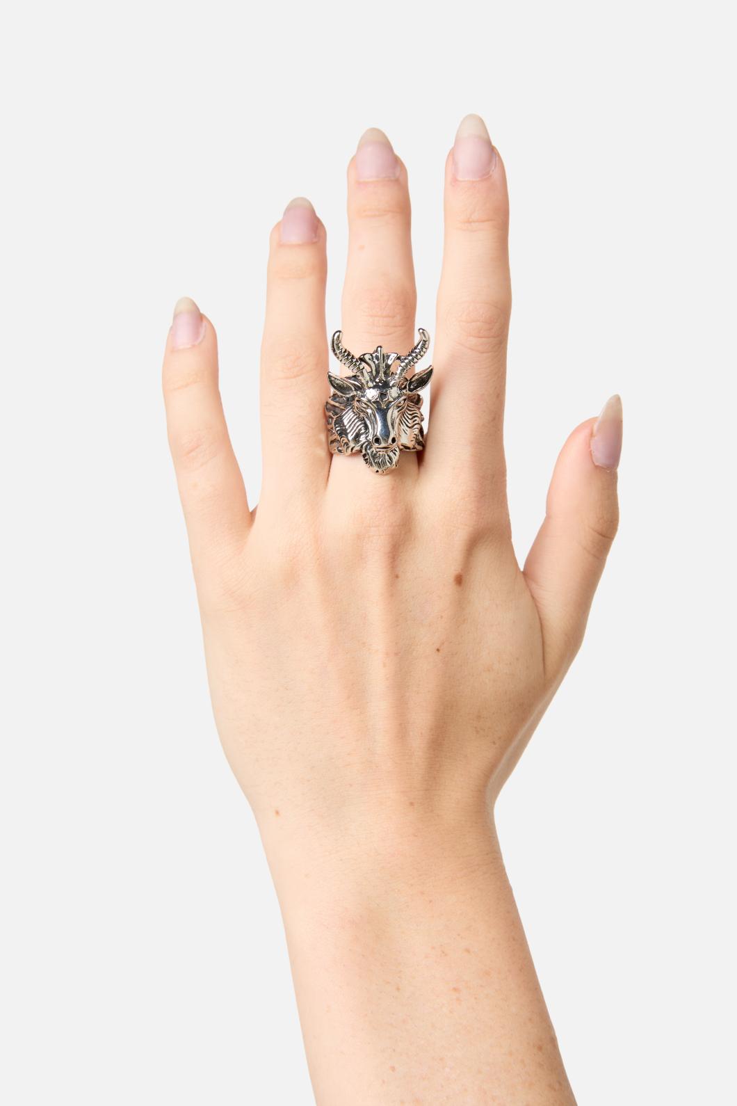 Black Friday - Goats Head Ring - silver