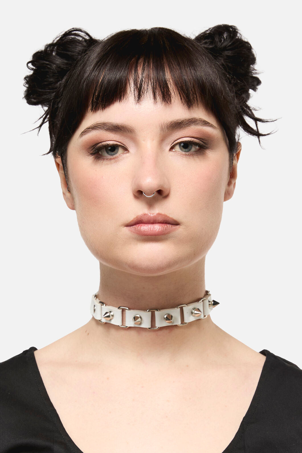 Black Friday - White Link Spike Choker - white