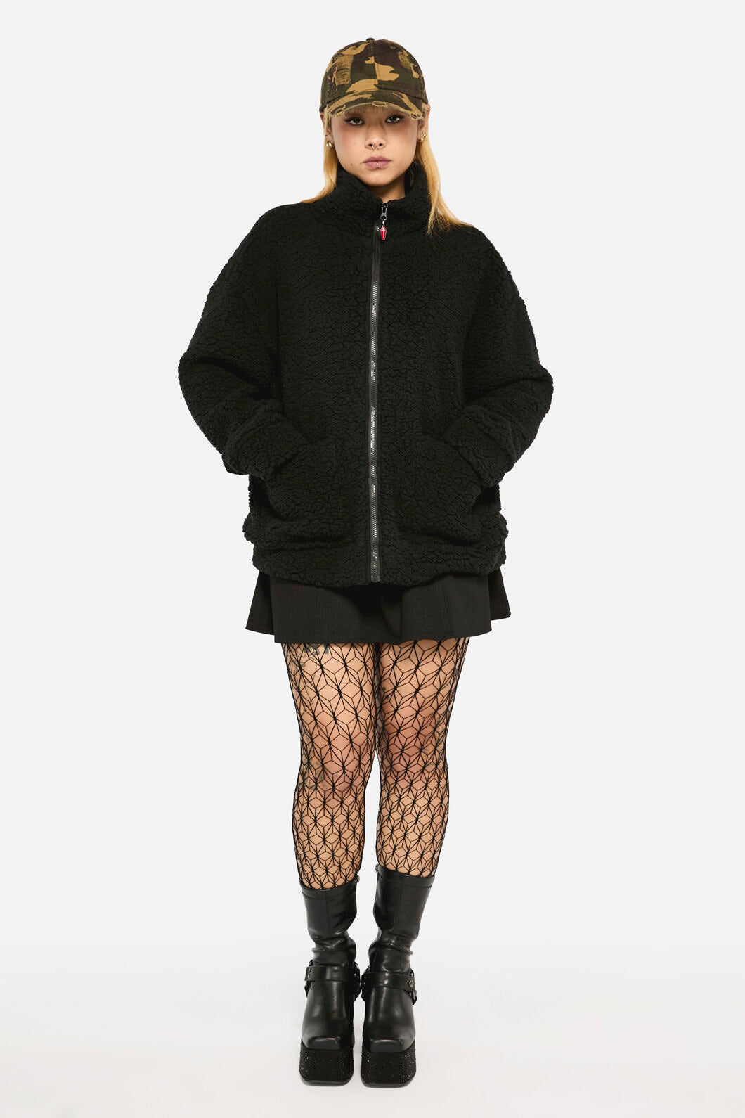 Black Friday - Distressed Camo Cap - green