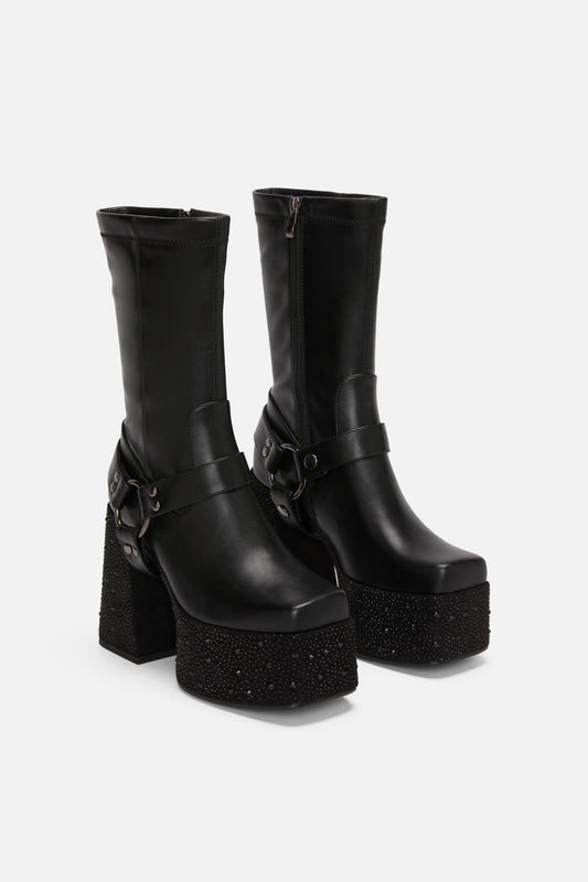 Black Friday - Bratty Boot - black