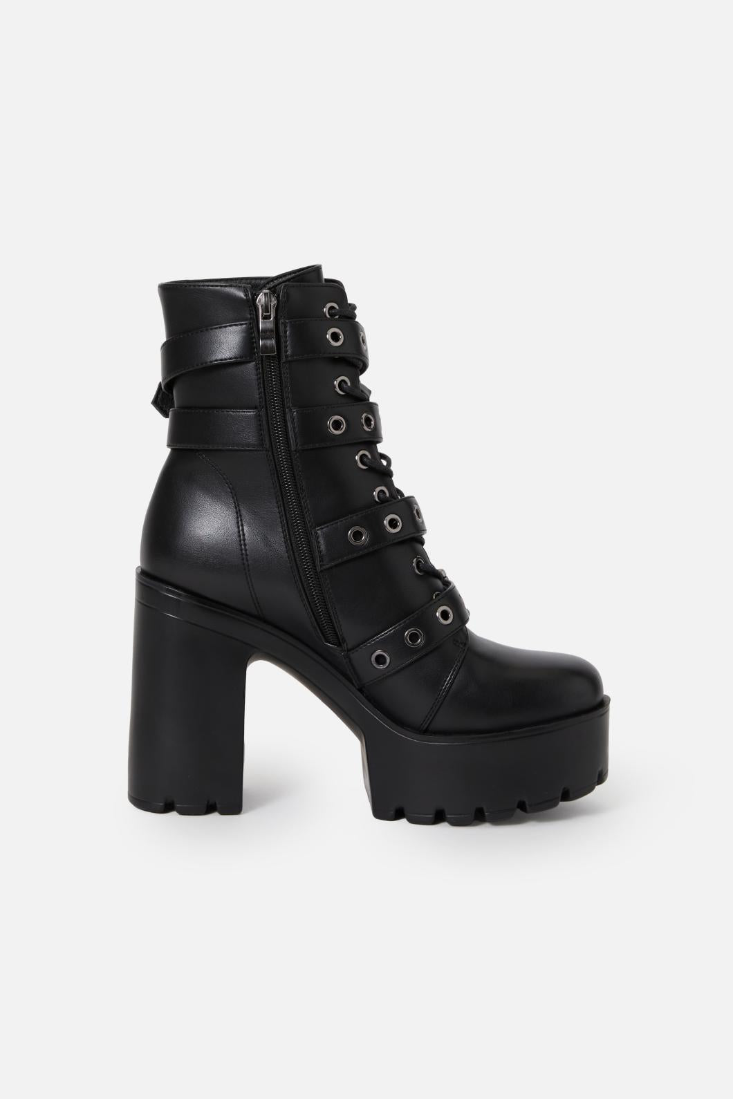 Black Friday - Buckle Heel Boot - black