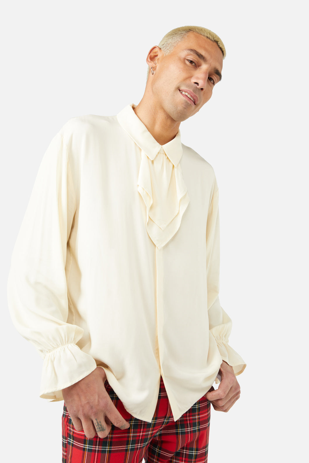 Dangerfield - Fighting Evil Cravat Blouse - cream