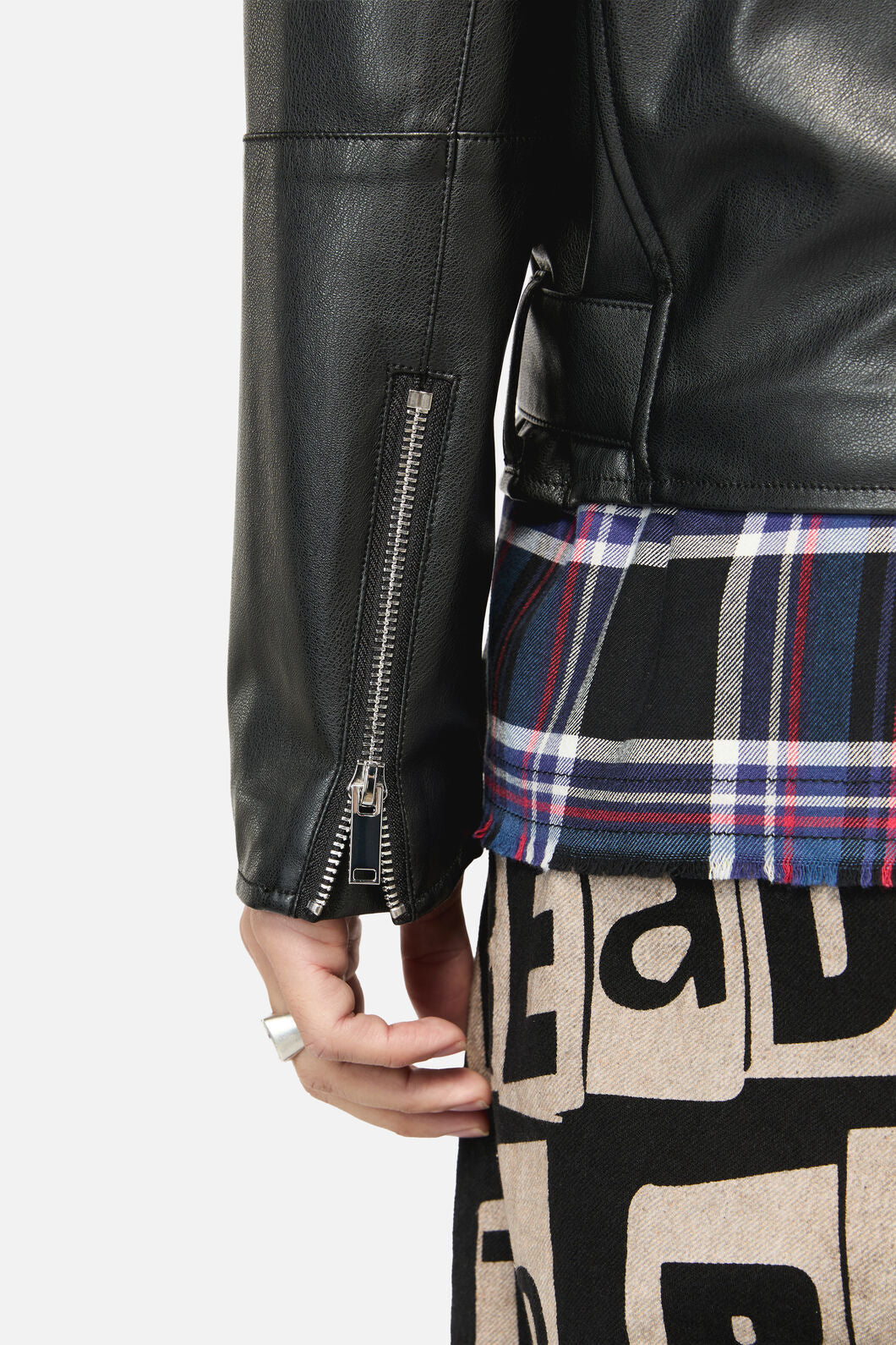 Dangerfield - Scorpion Embossed PU Jacket - black