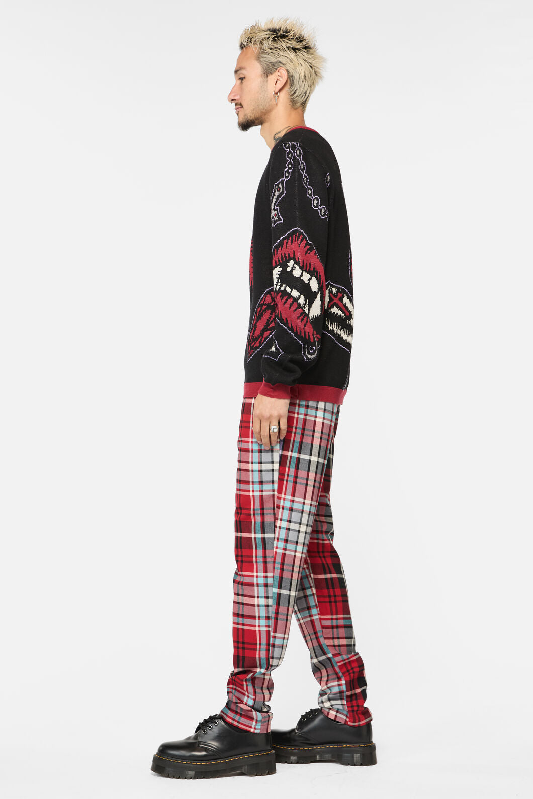 Dangerfield - Sucked In Knit Jumper - black