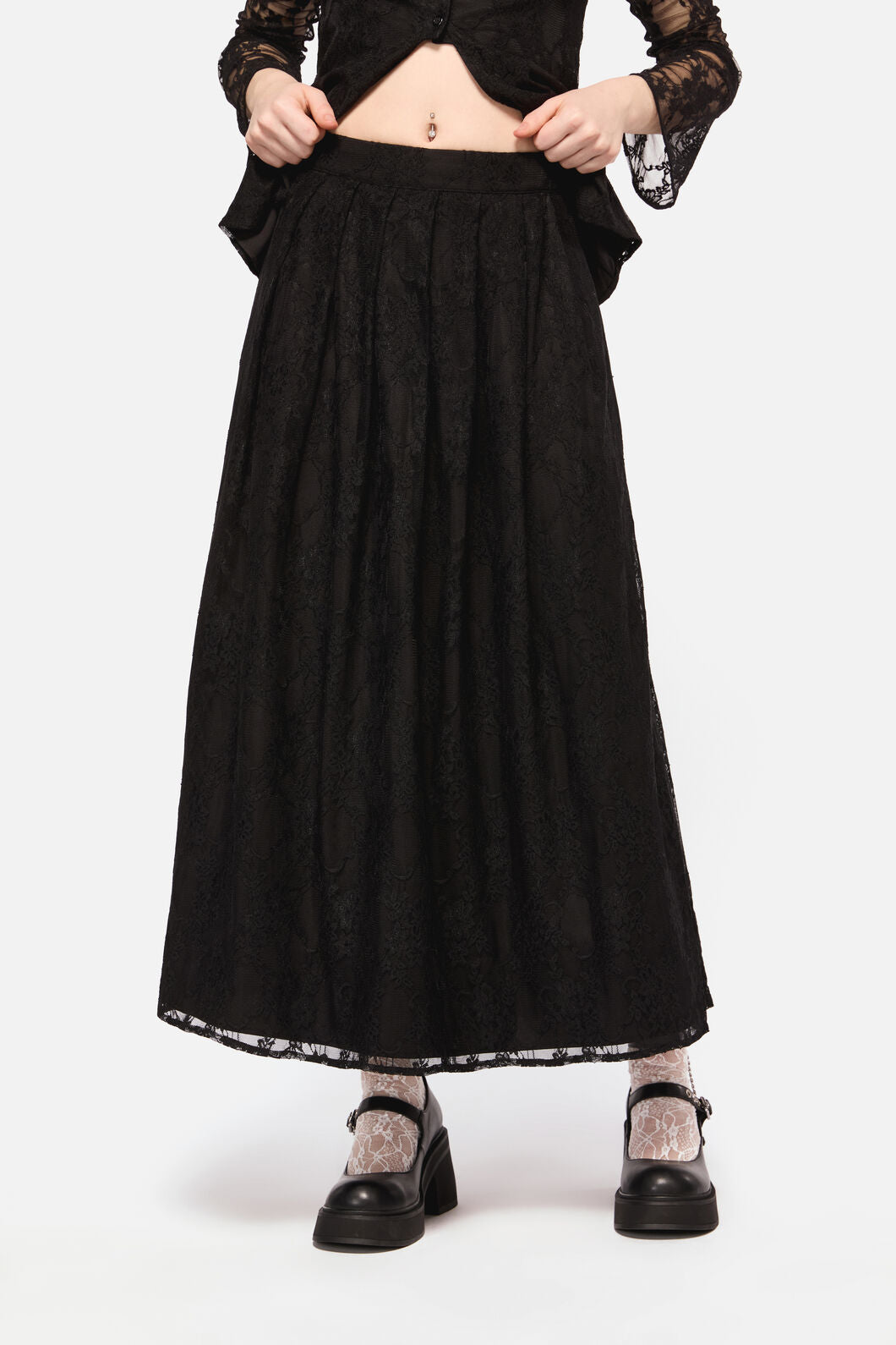 Dangerfield - Dark Pieridae Maxi Lace Skirt - black