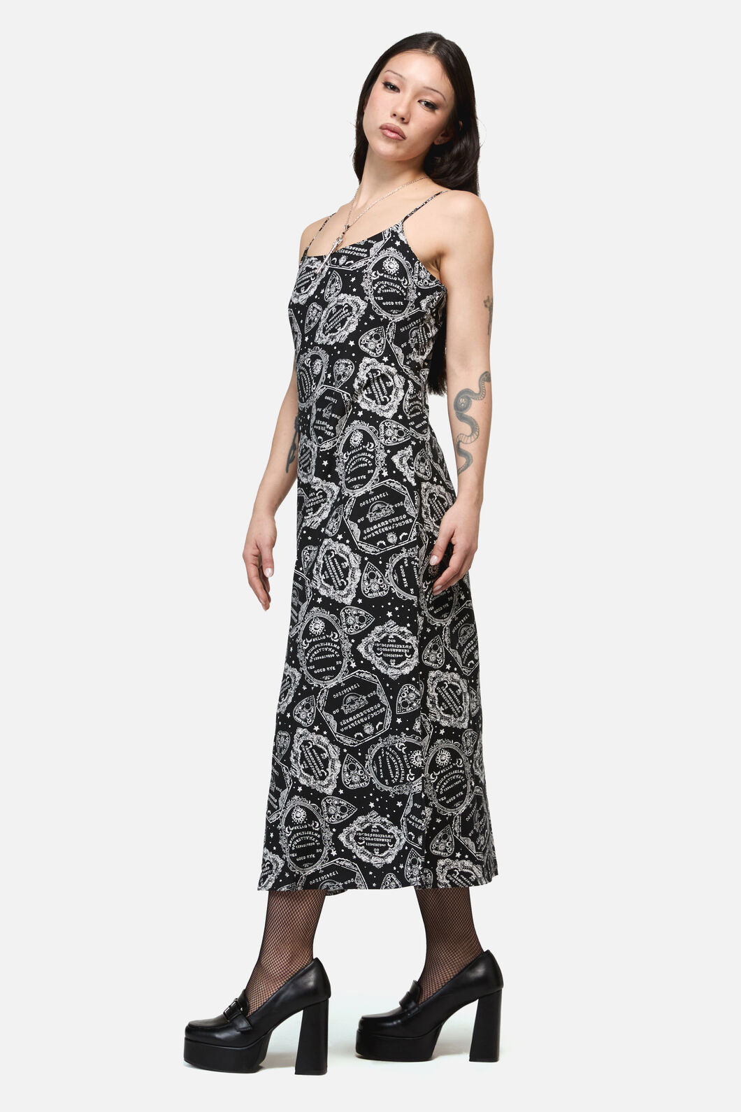 Dangerfield - Séance Goth Strap Midi Dress - black