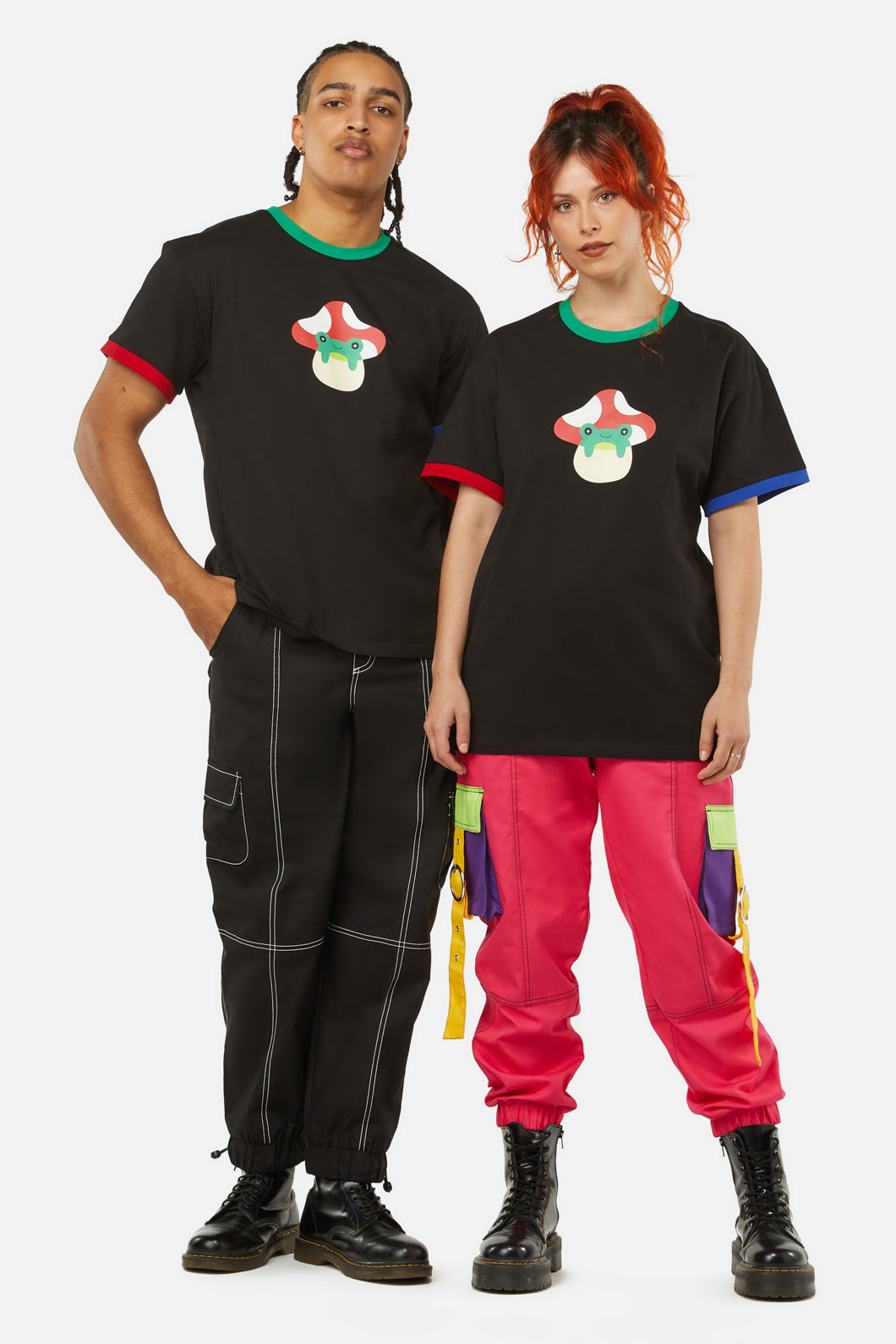 Dangerfield - Little Frog Shroom Cap Tee - black