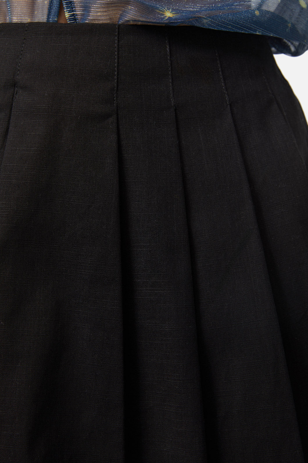 Dangerfield - Basic Starlight Pleated Skirt - black