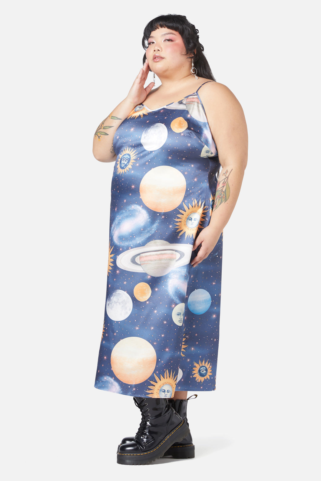 Dangerfield - Curve Moonlit Satin Dress - navy