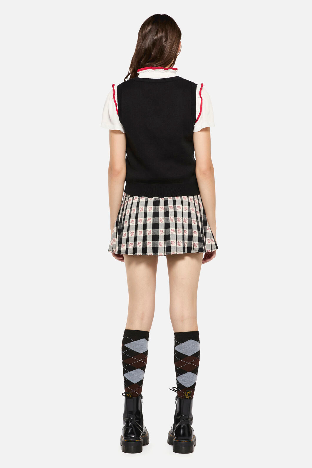 Dangerfield - Haus Of Raccoon Knit Vest - black-white
