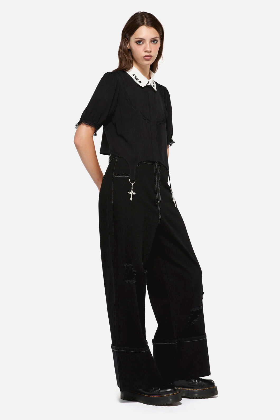 Dangerfield - Little Bitter Maid Crop Blouse - black