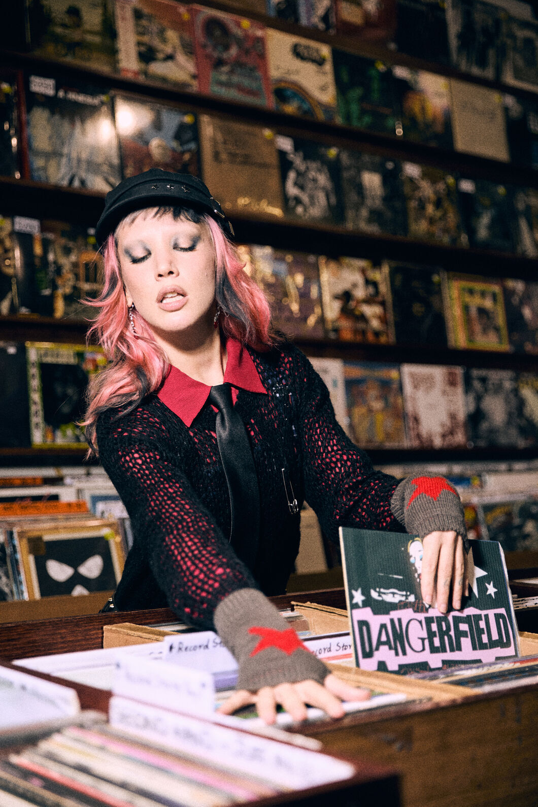 Dangerfield - Scribbles Grunge Knit - black