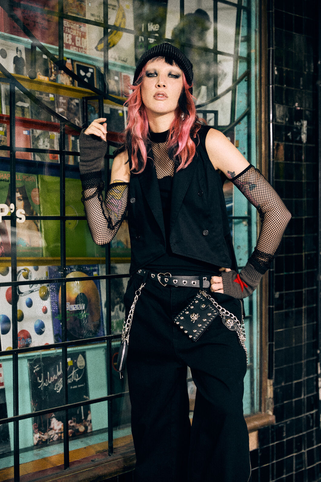 Dangerfield - Scribbles Mesh Top - black