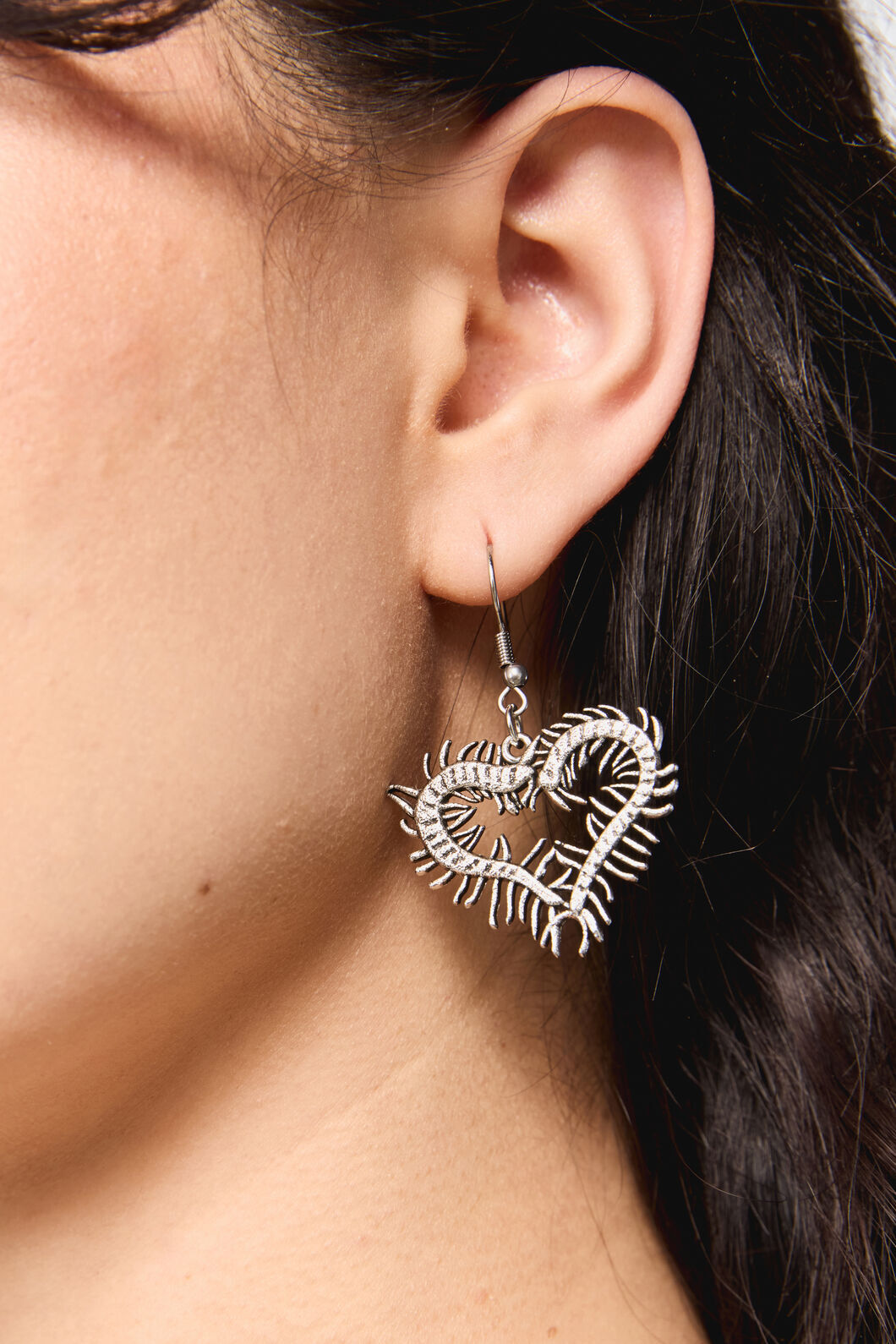 Dangerfield - Centipede Heart Earrings - silver