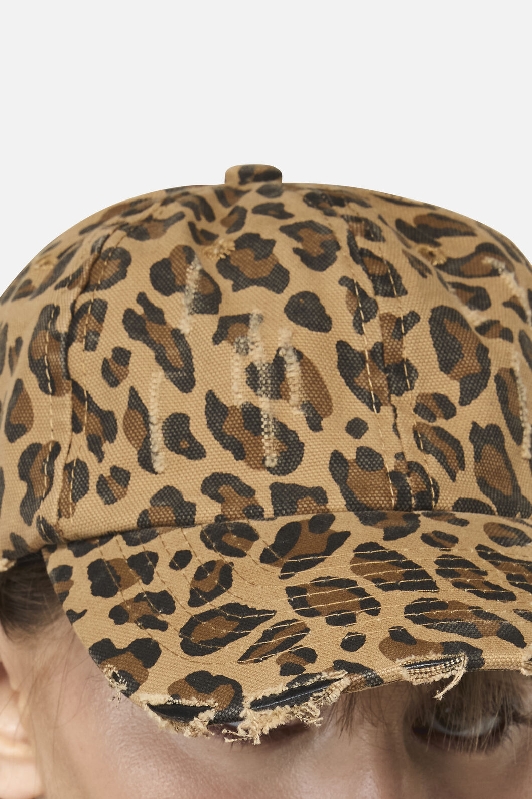 Dangerfield - Distressed Leopard Cap - leopard