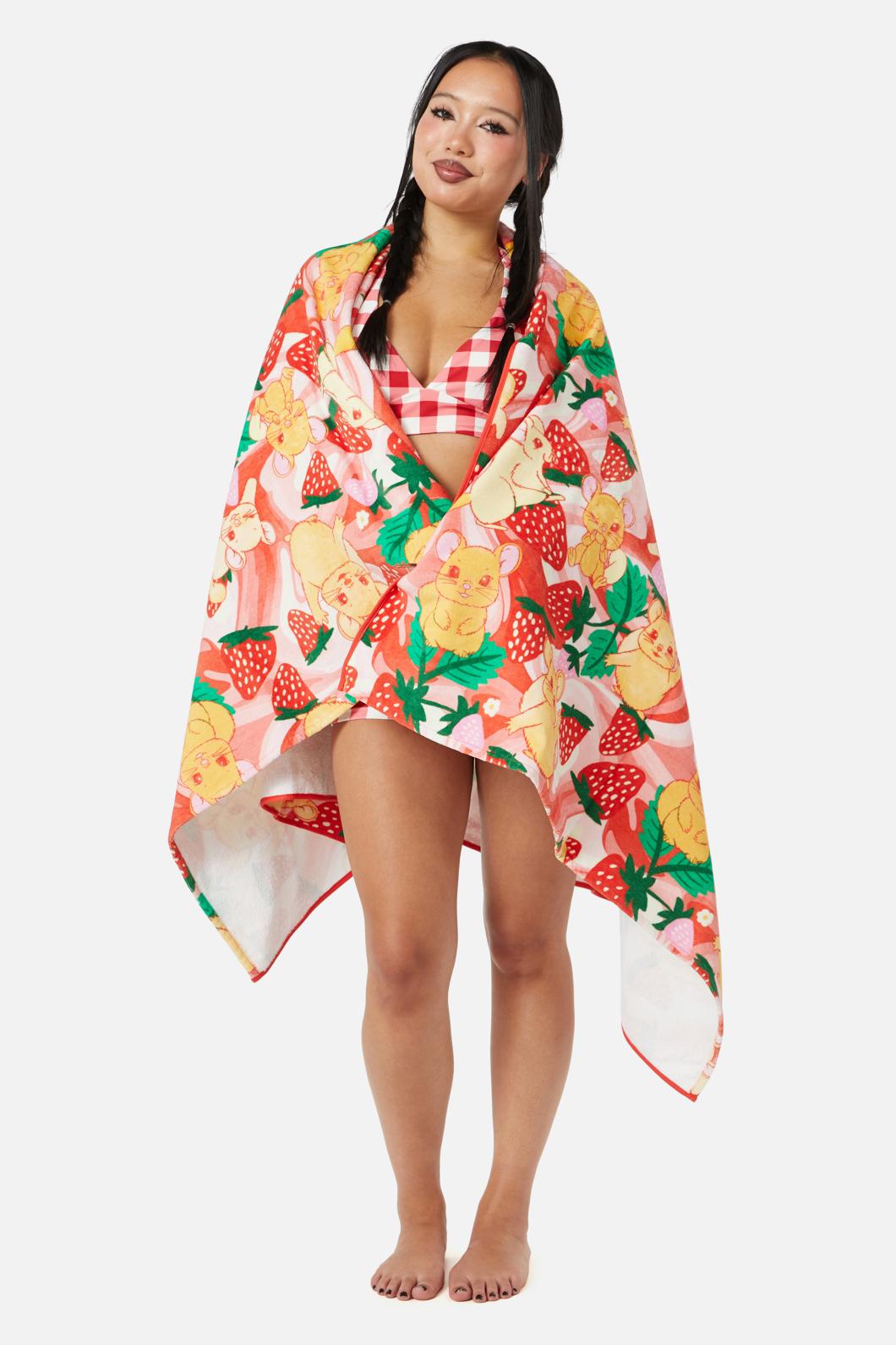 Dangerfield - Ohmeohmy Beach Towel - red