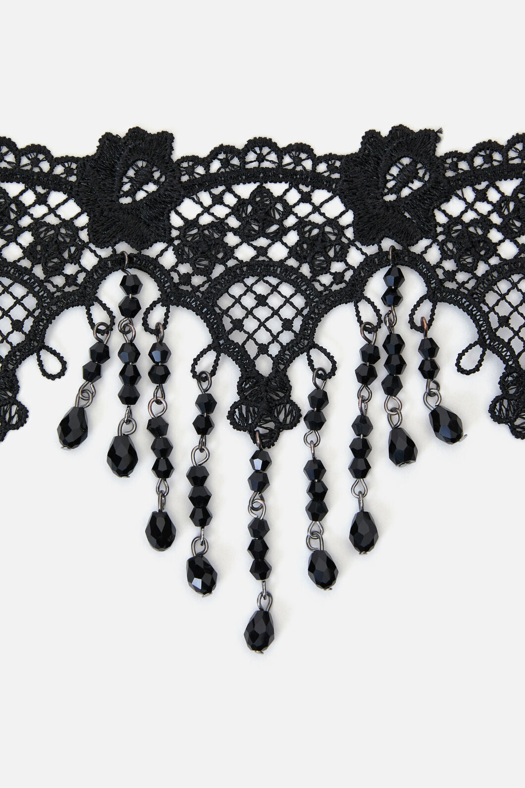 Dangerfield - Lace & Bead Choker - black
