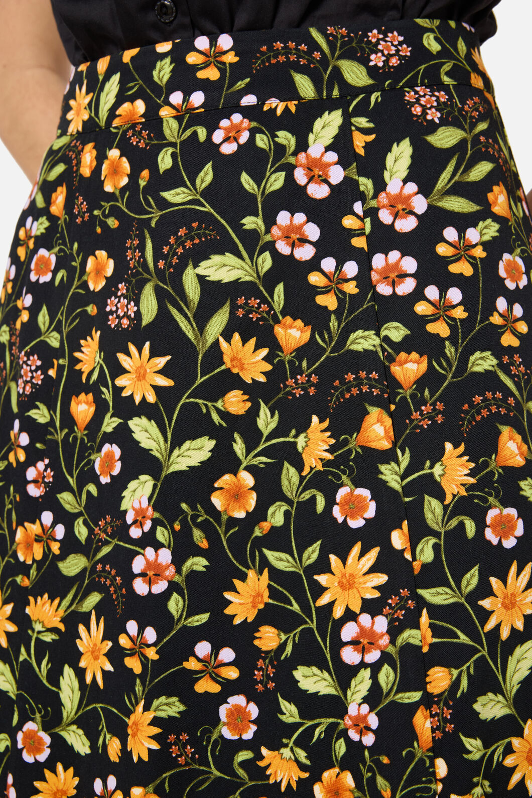 Princess Highway - Alyssa Floral Midi Skirt - black