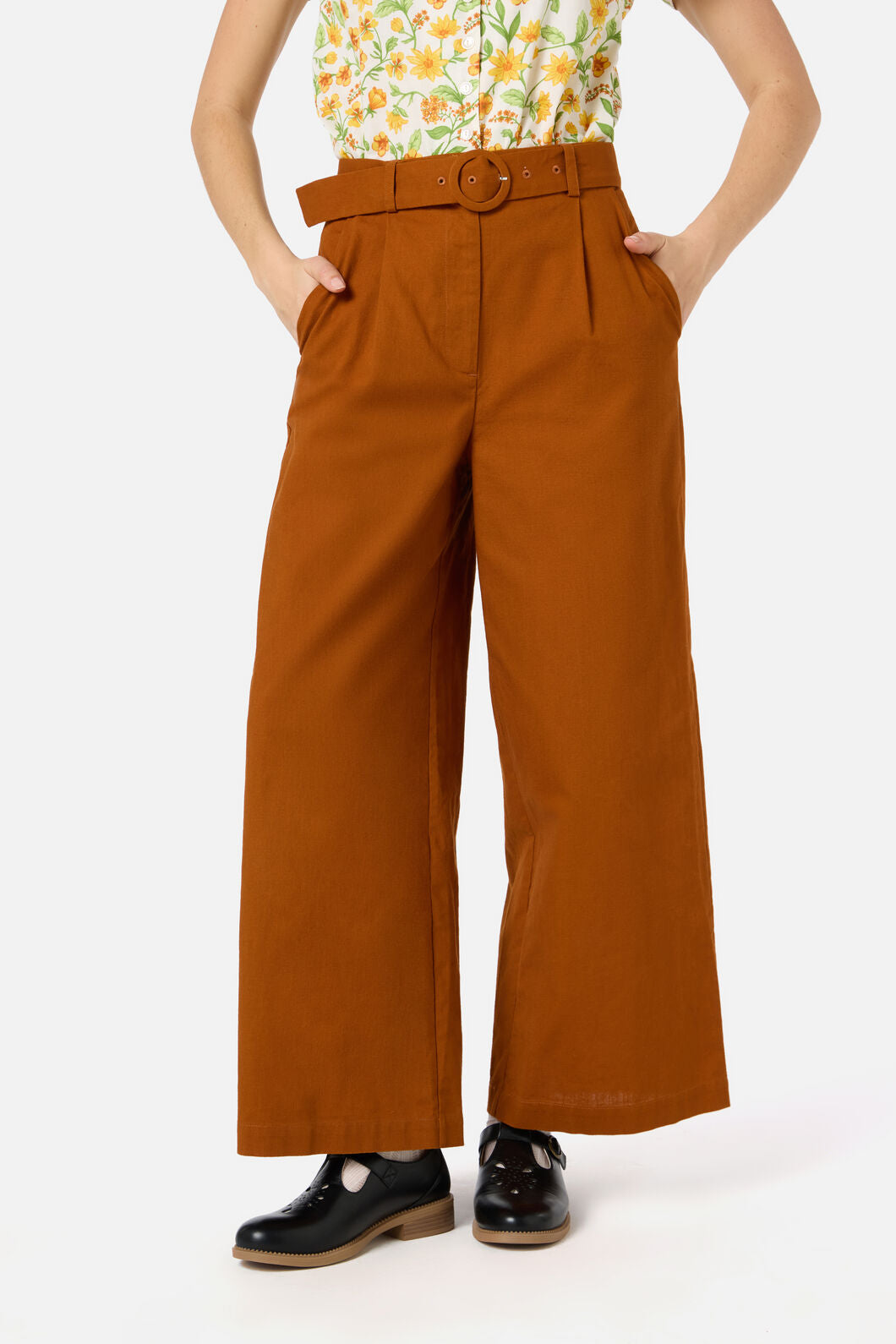 Princess Highway - Leanne Culotte - toffee
