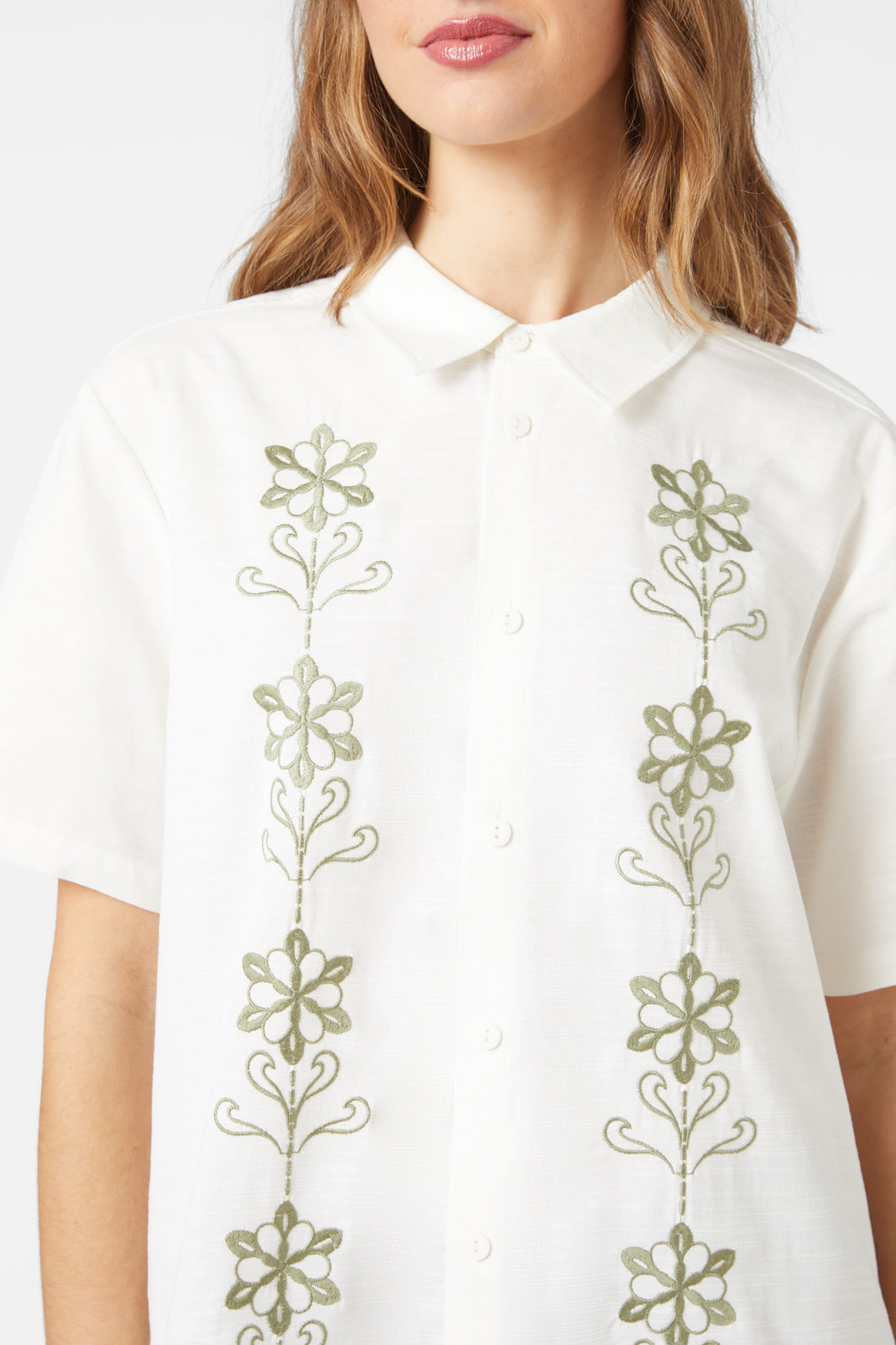 Princess Highway - Retro Emb Everyone Shirt - cream